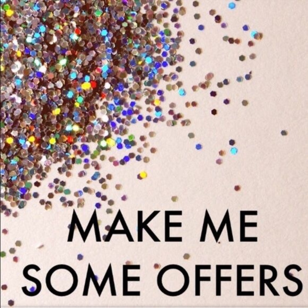 Love an item, but not the price? Make an offer! 💗